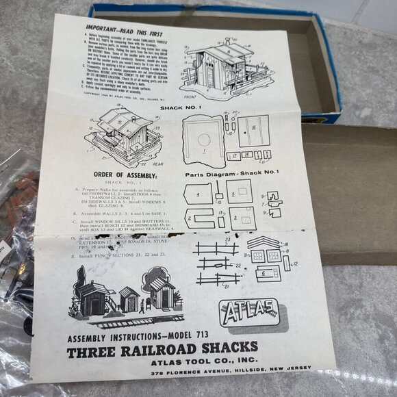 1:87 HO Scale / Gauge Atlas # 702-89 Trackside Shacks (#2) Kit . Never used. - Picture 7 of 10